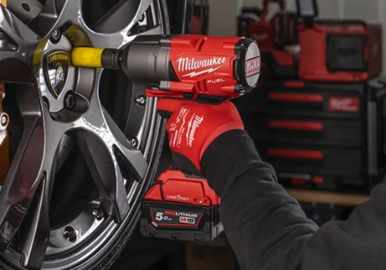 MILWAUKEE M18 ONEFHIWF12-502X KLUCZ UDAROWY 2x5Ah_1.png