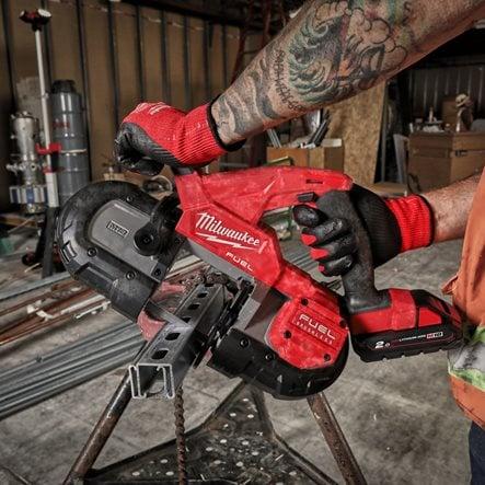 MILWAUKEE M18 FBS85-0C PILARKA TAŚMOWA + WALIZKA_2.jpg