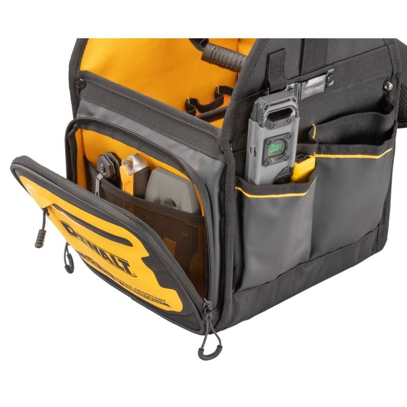Torba-dla-elektryka-11-na-narzedzia-z-34-kieszeniami-serii-Soft-Storage-DeWalt-DWST60105-1-89720.jpg