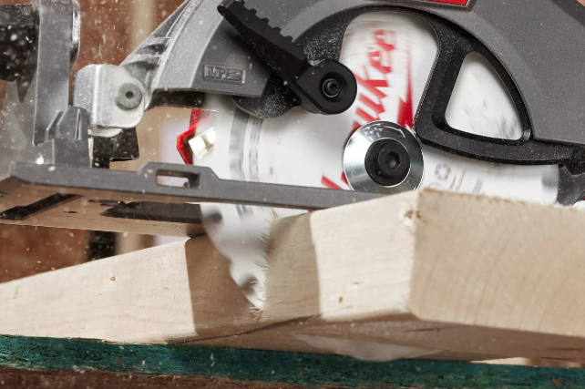 Milwaukee 4933493488 Pilarka Tarczowa 140mm 12V Bezszczotkowa