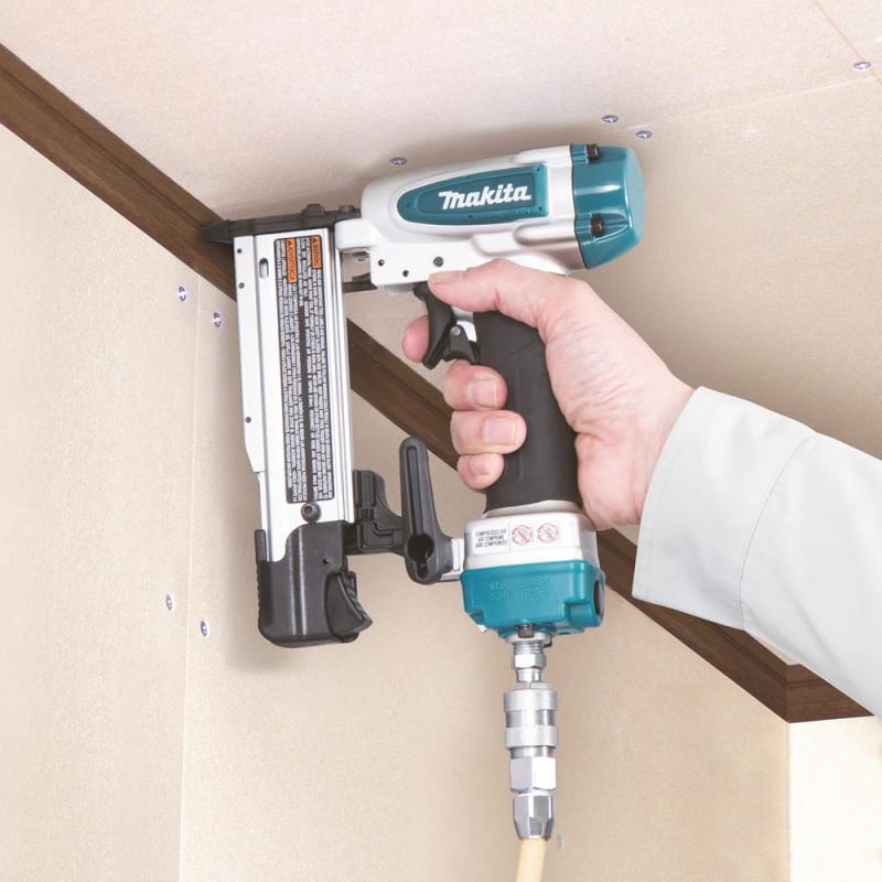 Makita AF353 Sztyfciarka pneumatyczna 15-35mm 23Ga