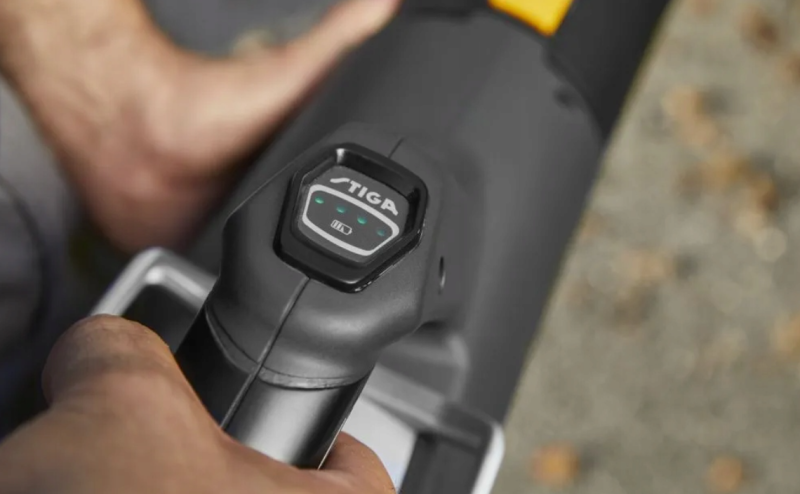 Stiga  SAB 900 AE Dmuchawa akumulatorowa do liści