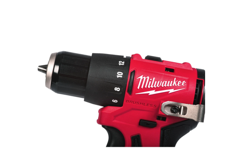 Milwaukee  Kompaktowa bezszczotkowa wiertarko-wkretarka z udarem