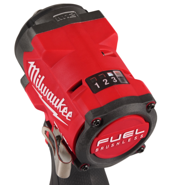 Milwaukee   M12 FCIWF38G3-0  Kompaktowy klucz udarowy ⅜″