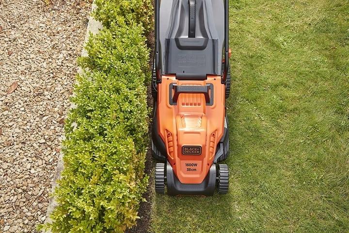 BLACK-DECKER-BEMW471ES-kosiarka-1600W-38cm-Seria-BEMW471ES (1).jpg